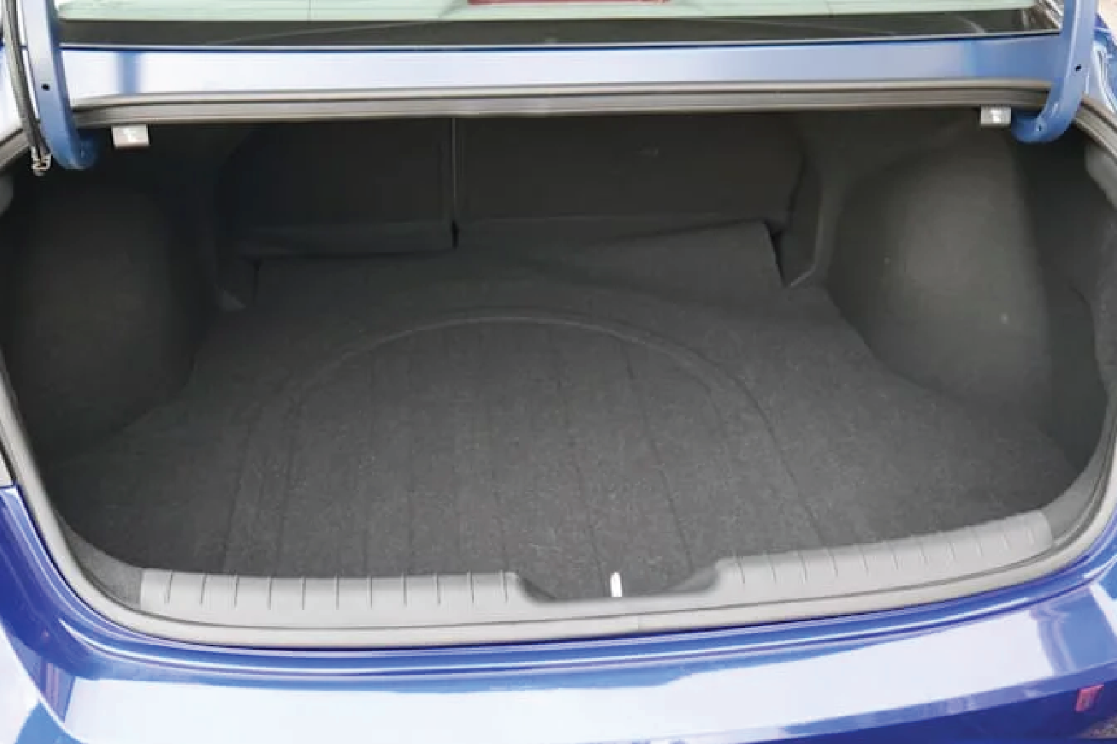 Hyundai Avante 1.6 S Luggage Area Kit
