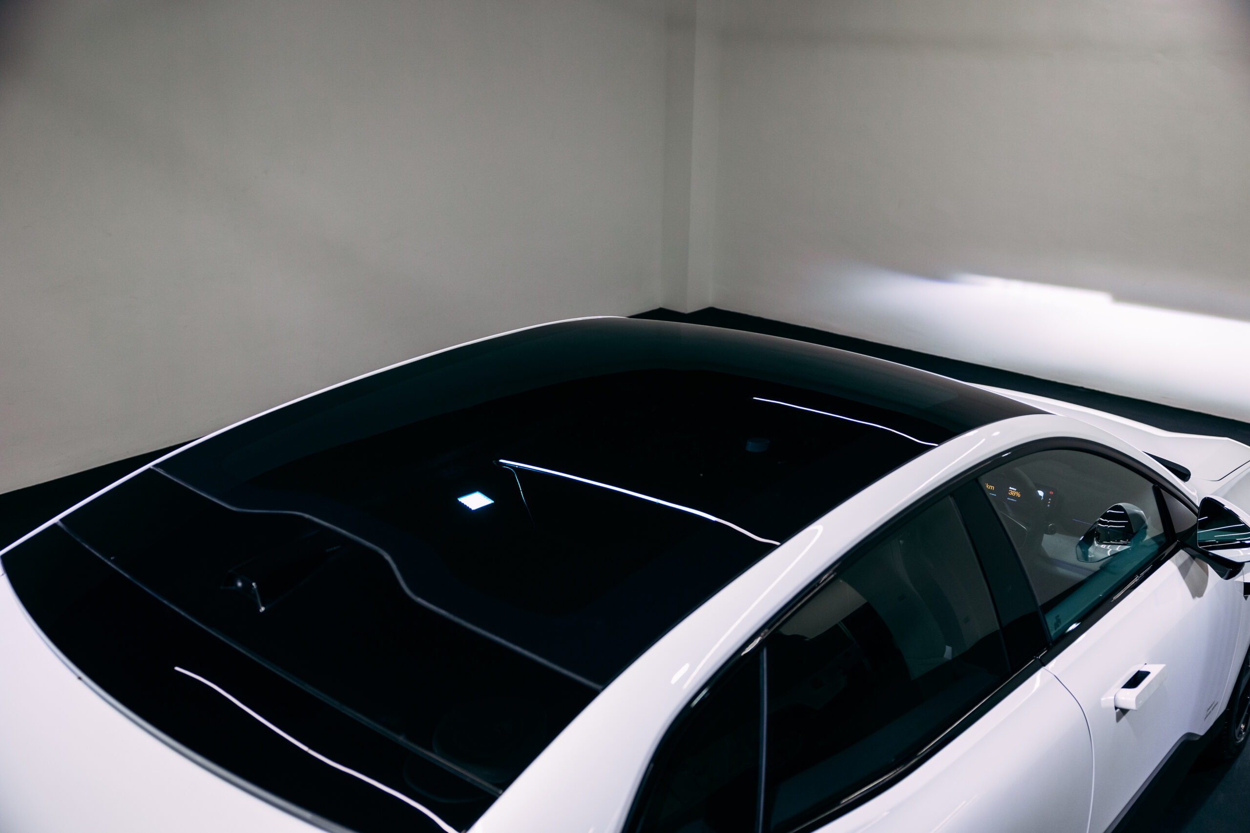 Polestar 4 | XPEL Roof Protection Kit - Image 2
