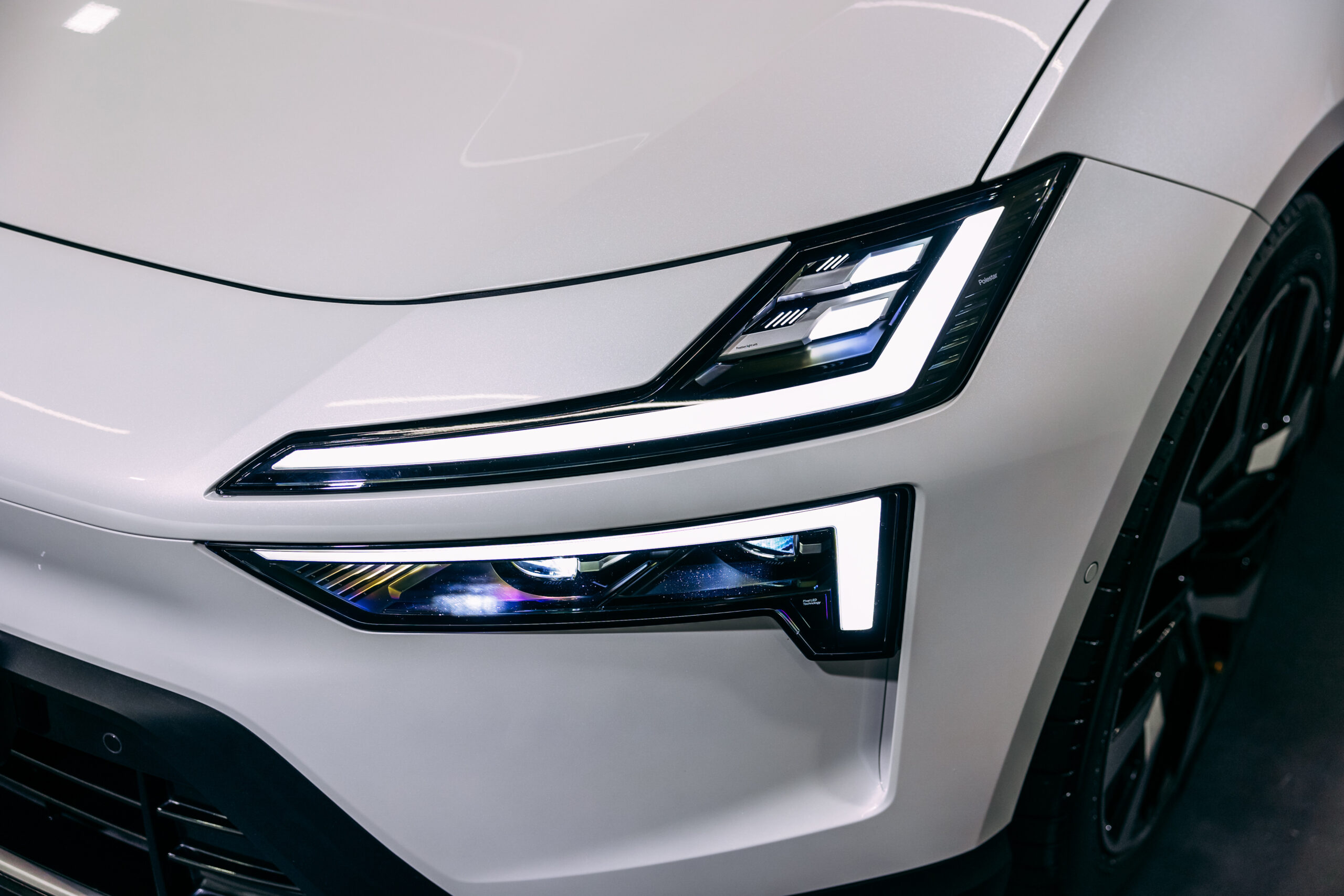 Polestar 4 | XPEL Headlamp Protection Kit